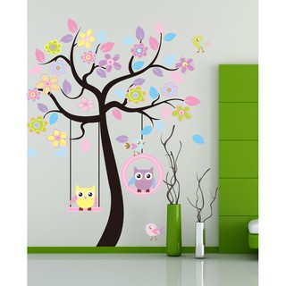 Tranh decal chim non chơi xích đu