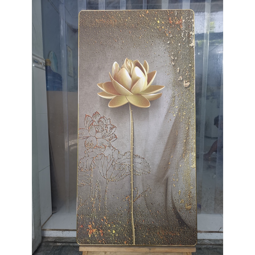 Tranh treo tường VTC hoa sen vàng dạng phù điêu chất liệu bóng kính hoặc vải canvas ooopic_23466928 TG