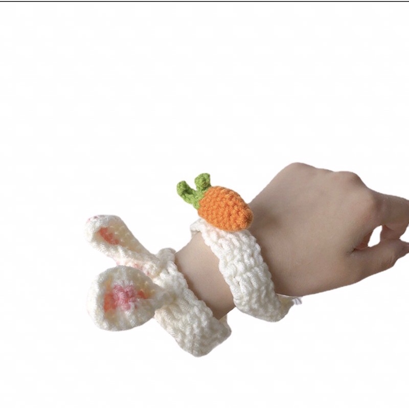 Vòng tay handmade hình thú xinh sắn, có thể kết hợp làm vòng đôi