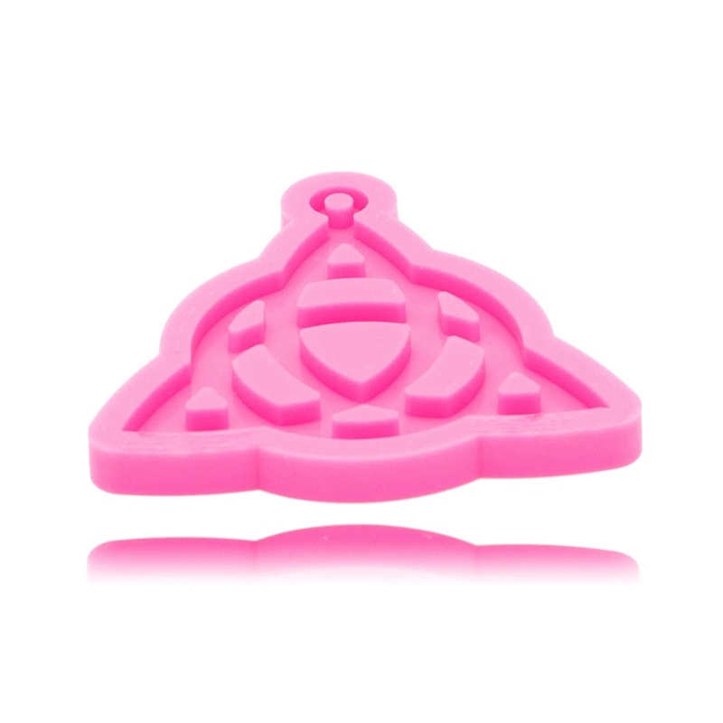 Khuôn Silicone Hình Tam Giác Làm Móc Khóa Thủ Công