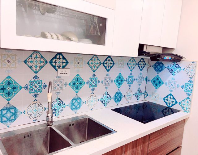 GIẤY DÁN TƯỜNG, TRANG TRÍ NHÀ BẾP CHỐNG THẤM DẦU MỠ KÈM HỌA TIẾT MỚI- KHỔ LỚN 3m x 0,6m [ Được làm từ nhôm Foil] | BigBuy360 - bigbuy360.vn