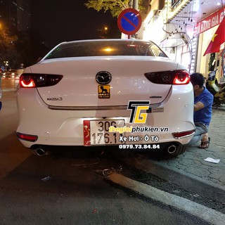 Bộ ốp trang trí đèn gầm sau, đèn sương mù Mazda 3 2020 mạ Crom