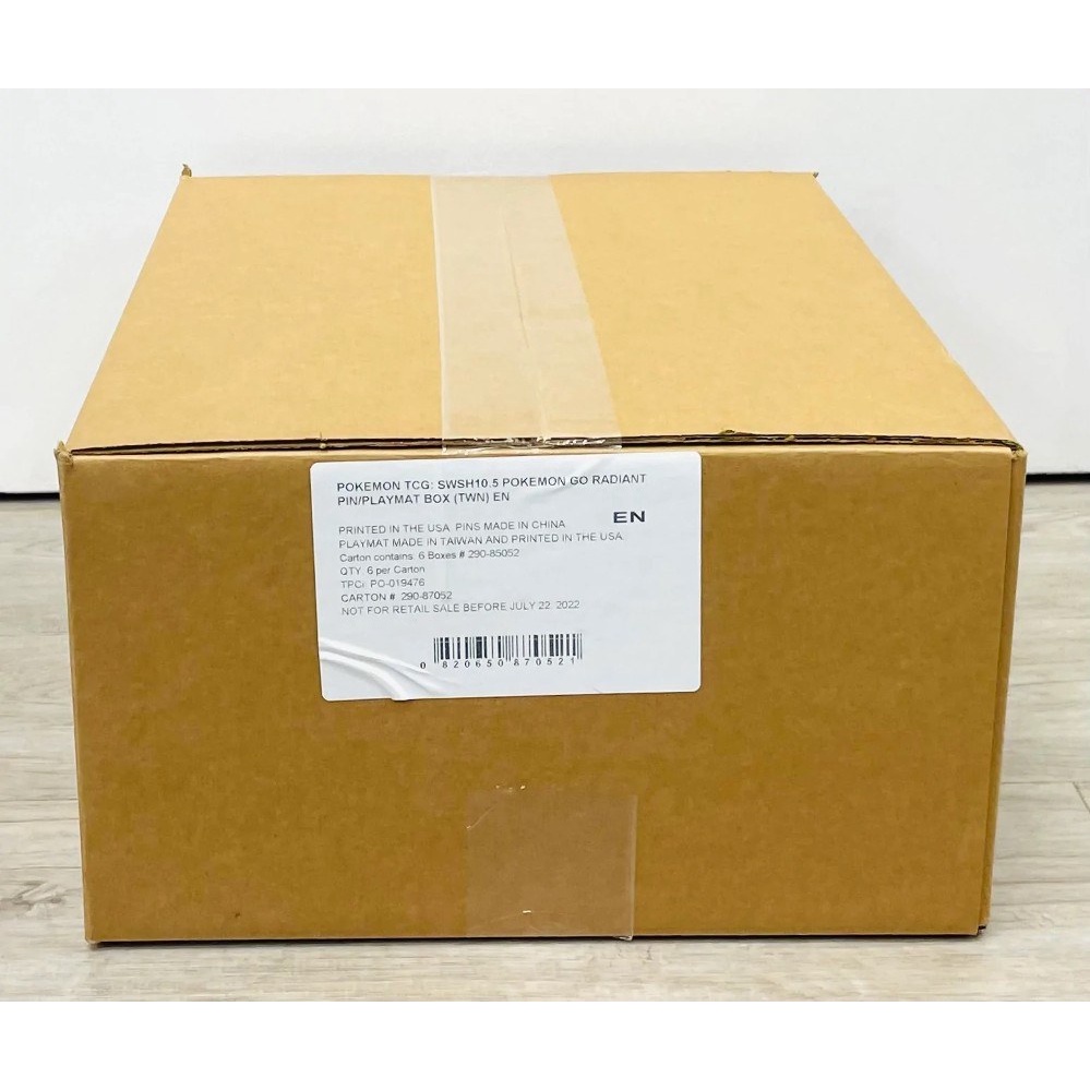 Hộp bài Pokemon TCG Pokemon GO Premium Collection Radiant Eevee cao cấp có Playmat, Promo hiếm .. - PokeCorner