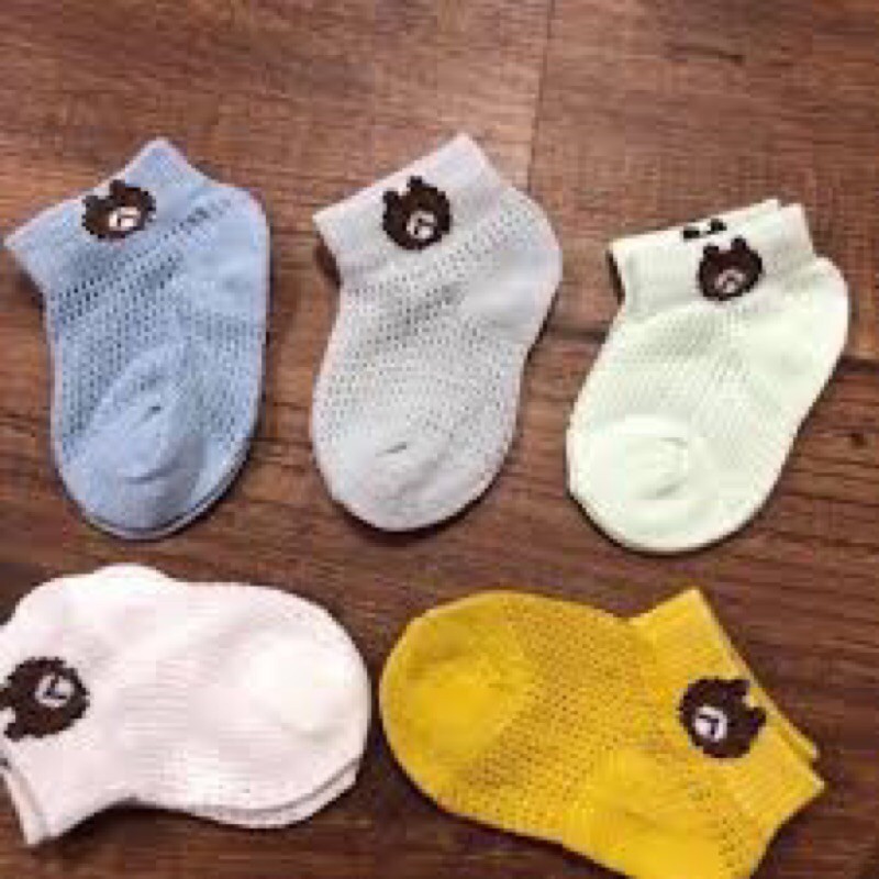 Set 5 đôi tất  lưới dệt kim 4 mùa hoạ tiết gấu cực yêu cho bé