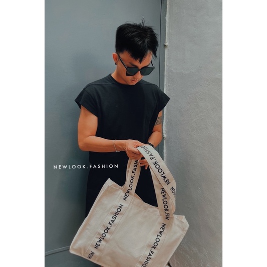 ★ TÚI TOTE TÚI ĐEO VAI VẢI BỐ CANVAS SIZE TO KHÓA NAM CHÂM DÂY IN CHỮ NEWLOOK.FASHION PHÙ HỢP NAM NỮ