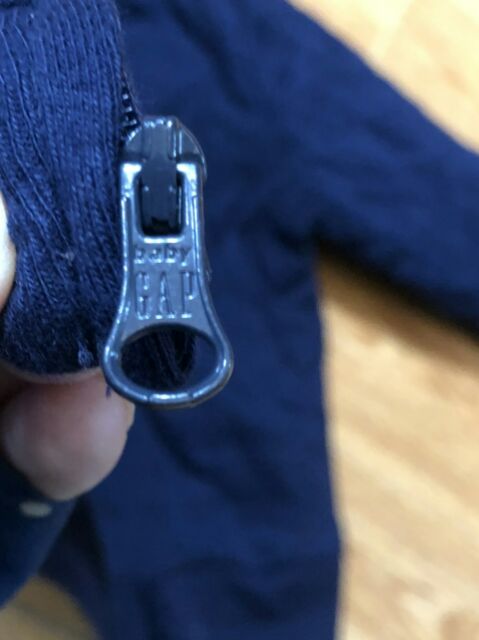 Áo khoác chần bông hãng Gap