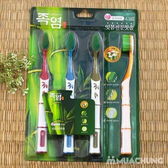 Vỉ 4 bàn chải than hoạt tính Hàn Quốc