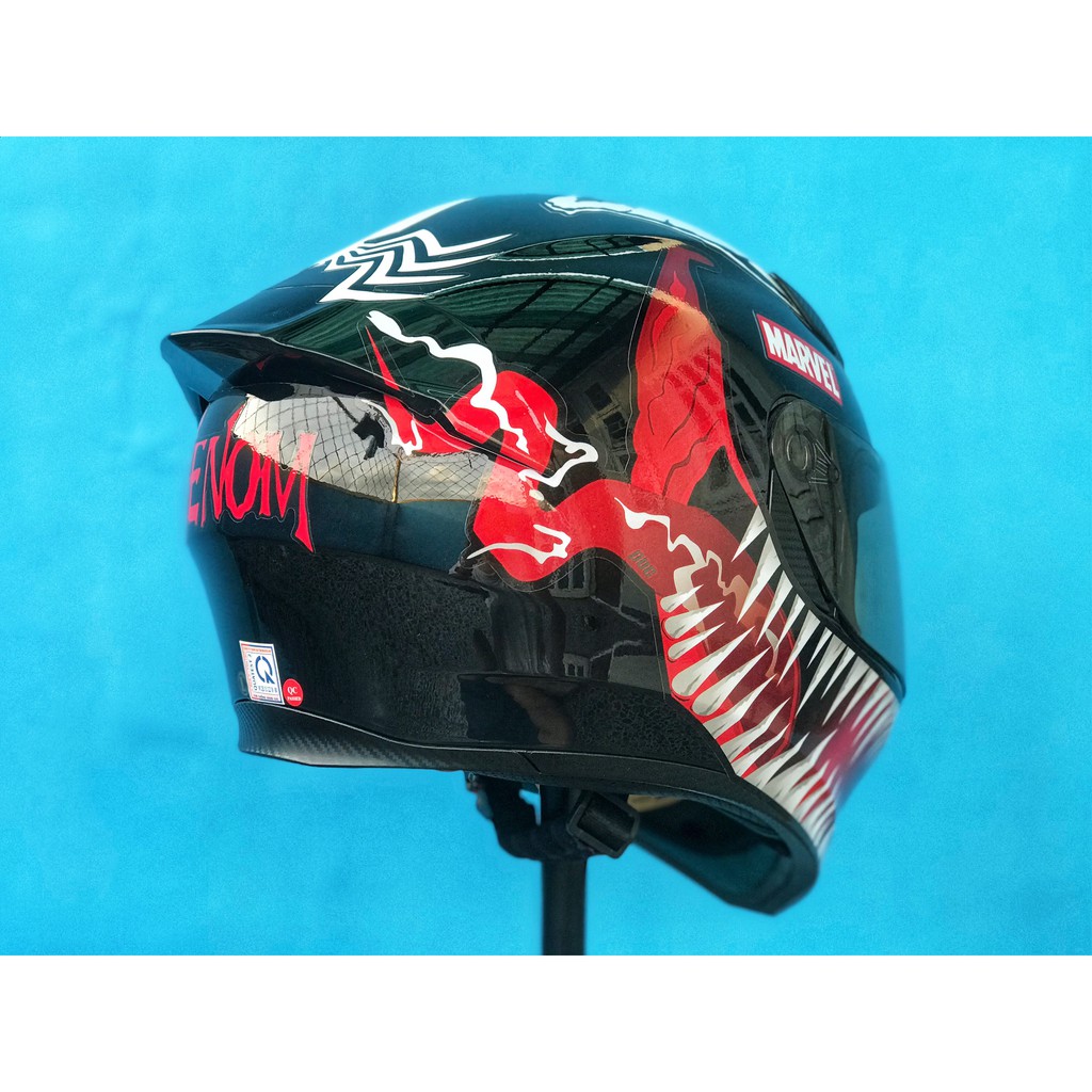 Nón Bảo Hiểm Fullface  M138B màu Đen Bóng lên Tem VENOM 2020 cực chất.  và túi đựng nón