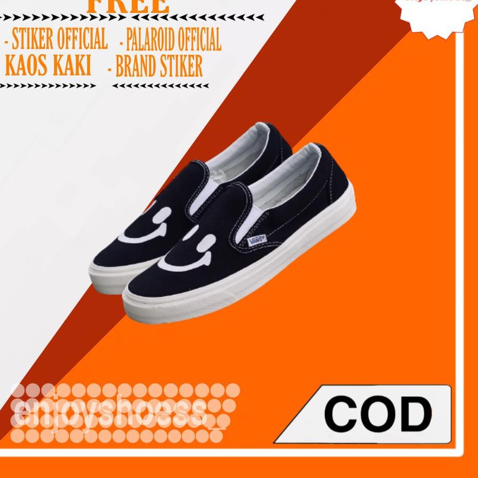 ➭ Giày Xỏ Ngón Vans Slip on OG Màu Trắng Đen Sản Xuất Tại Trung Quốc ^
