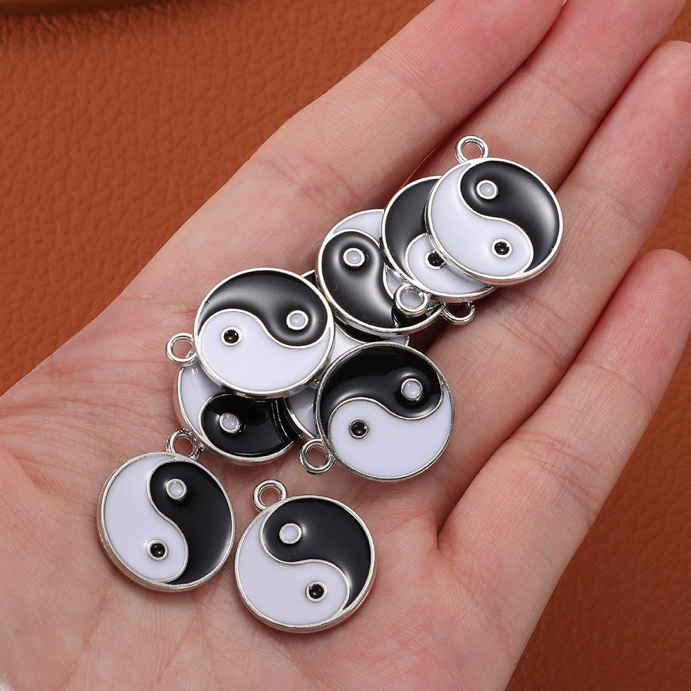 PINEVN Mặt Vòng cổ Âm Dương Trắng Đen