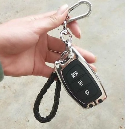 Ốp kim loại lót cao su Hyundai Tucson, Elantra, i10