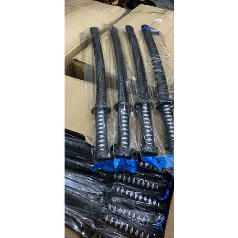 KIẾM NHỰA NHẬT PHÁT SÁNG KATANA