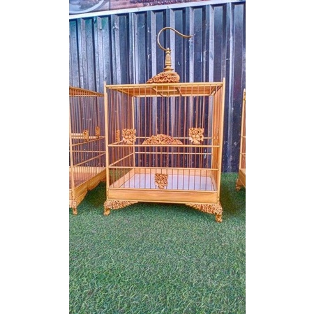 Khung tự giáp vuông đấu hoa mai, đầy đủ nậm tre, móc đồng y hình đã khoam sẵn về tự giáp