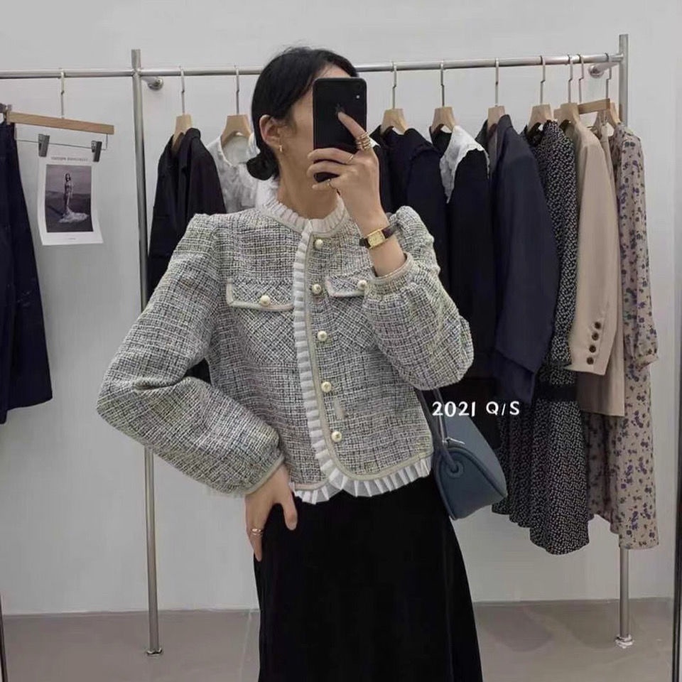 Áo Khoác Cổ Tròn Phối Nút Ngọc Trai Màu Sắc Thời Trang Mùa Thu 2021