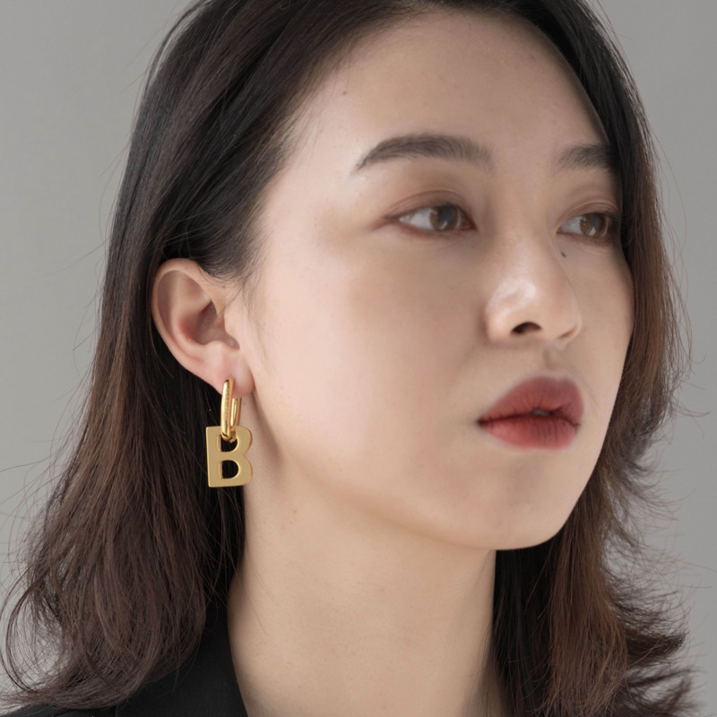 Khuyên tai mặt hình chữ B phong cách retro thời trang dành cho nữ