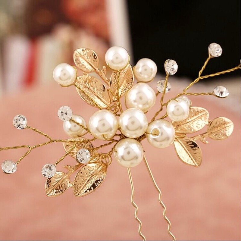 Kẹp tóc hình chiếc lá đính ngọc trai dành cho cô dâu