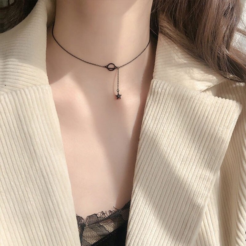 Vòng cổ Mặt Ngôi Sao Màu Đen Đơn Giản Phong Cách Hàn Quốc
