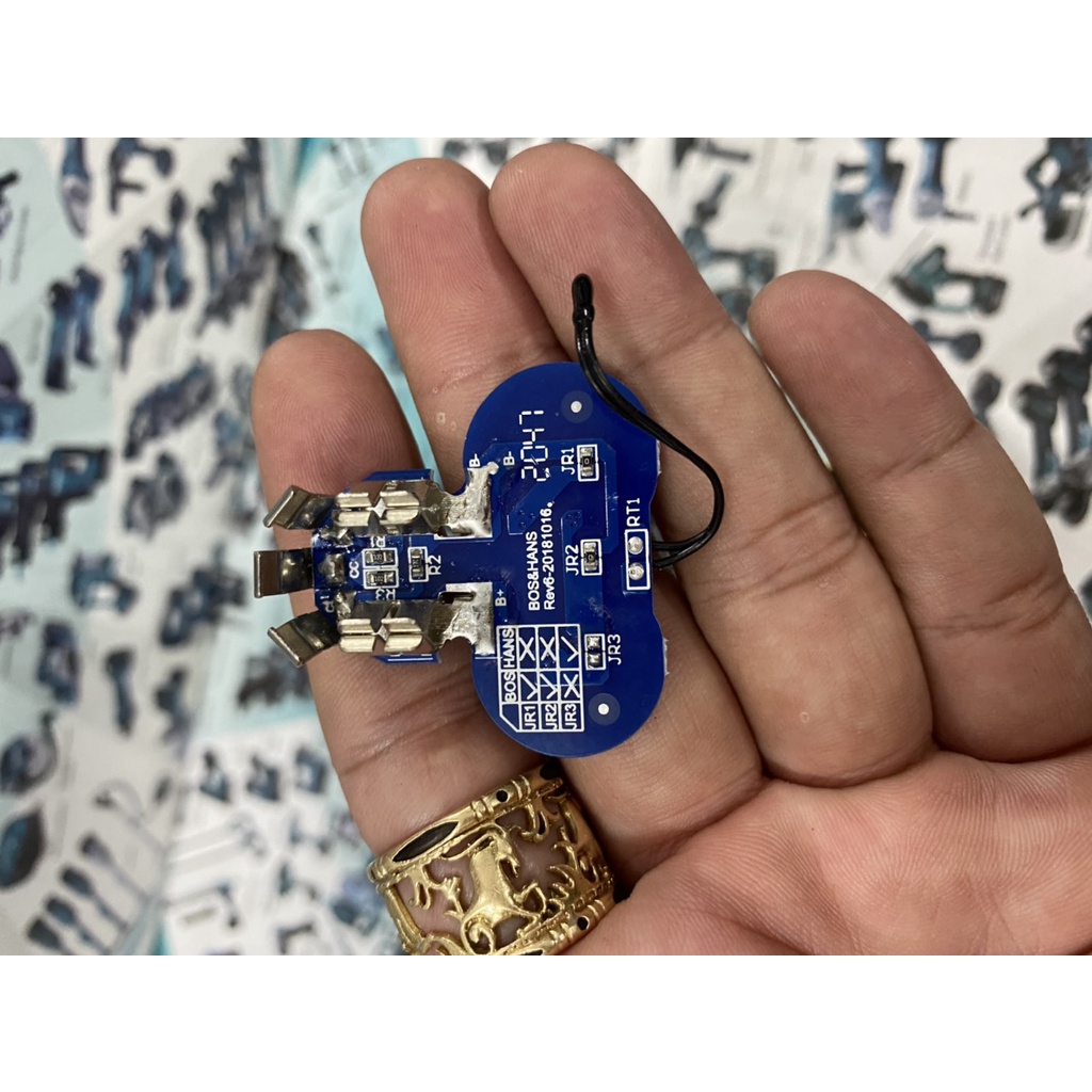 Vỏ mạch 3s-2p  pin Bosch 10.8V 12V Li-ion, mạch nhận sạc zin.