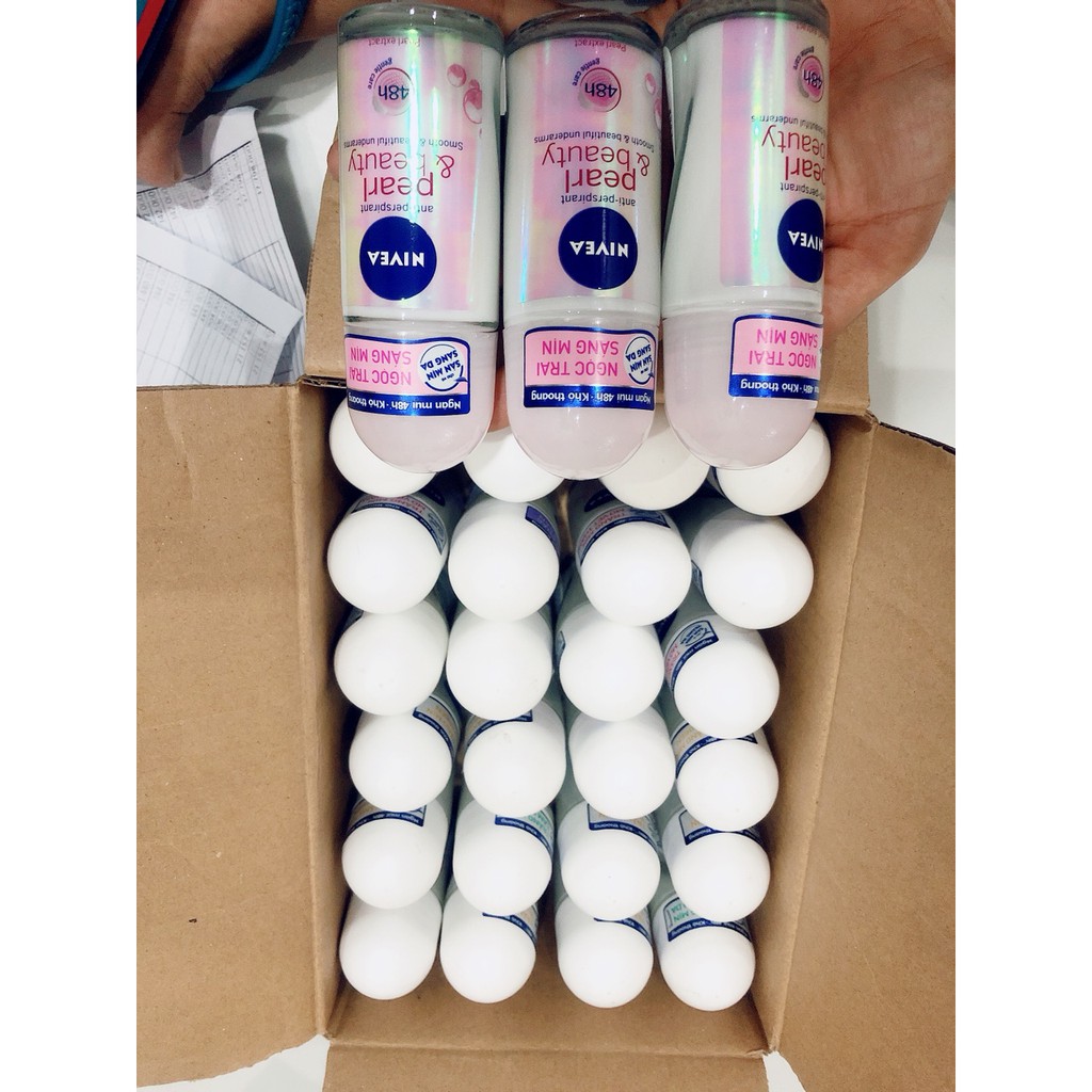 Lăn Khử Mùi Ngọc Trai Sáng Mịn Nivea Pearl & Beauty 50ml | BigBuy360 - bigbuy360.vn
