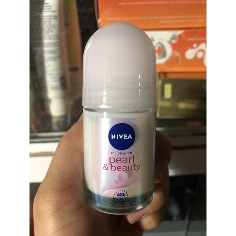 Lăn Ngăn Mùi Ngọc Trai Đẹp Quyến Rũ Nivea Chai 25Ml