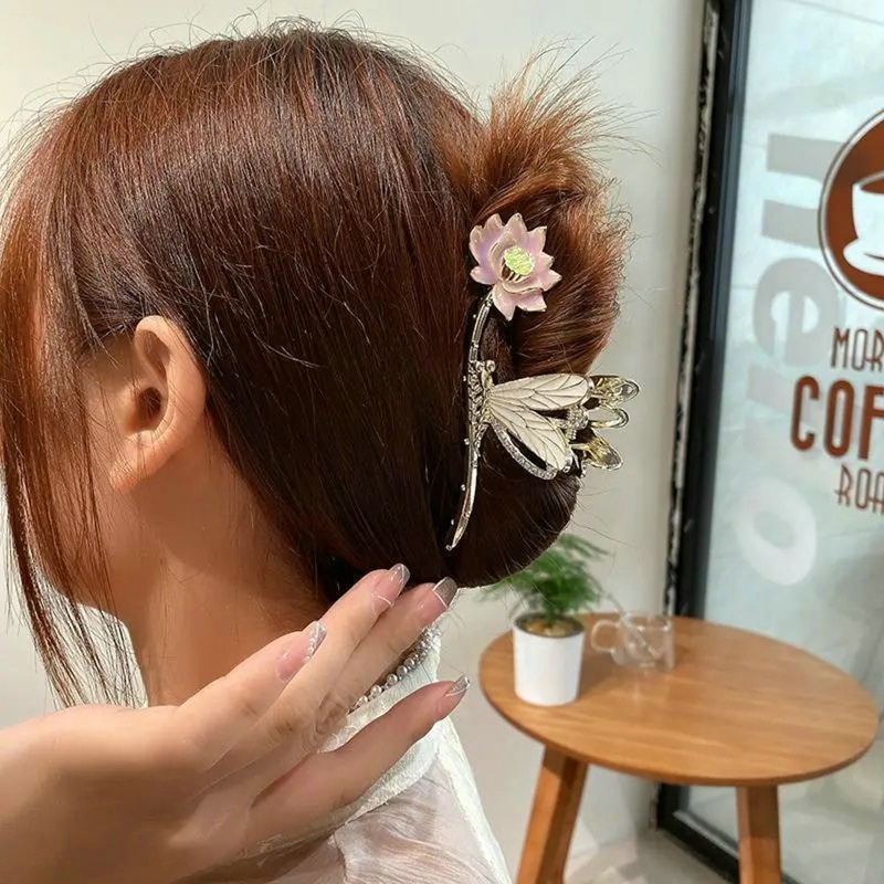 Kẹp Tóc Hình Cá Mập Bằng Kim Loại Thời Trang Cho Nữ