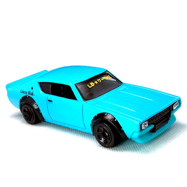 Xe mô hình Hot Wheels 1/64 Nissan Skyline 2000GT-R LBWK