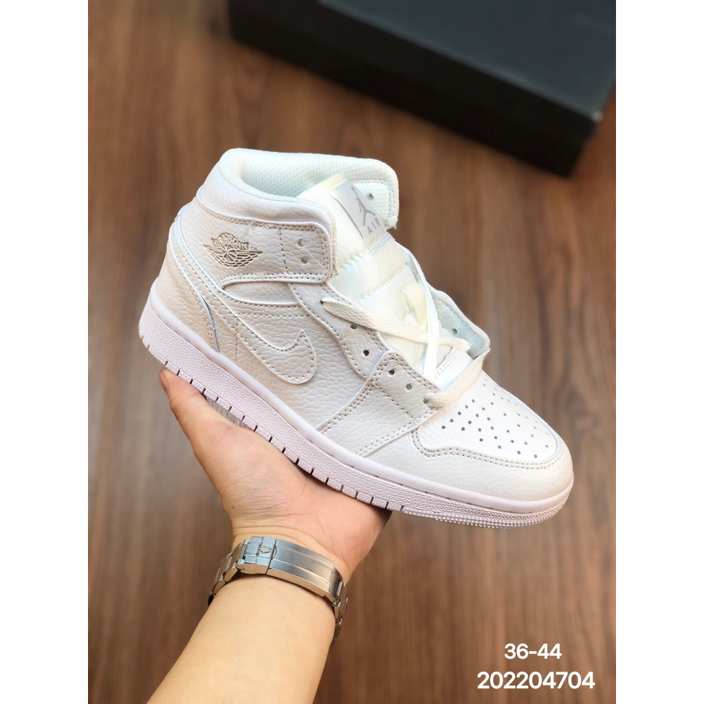 Giày Thể Thao Dùng Để Chơi Bóng Rổ Của Air Jordan 1 Cr