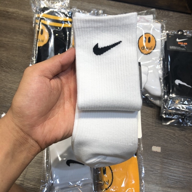 Tất thể thao cao cấp, hàng Trung loại dày dặn giữ phom tốt Bui Vintage