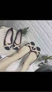 Giày nhựa cực xinh đây ạ