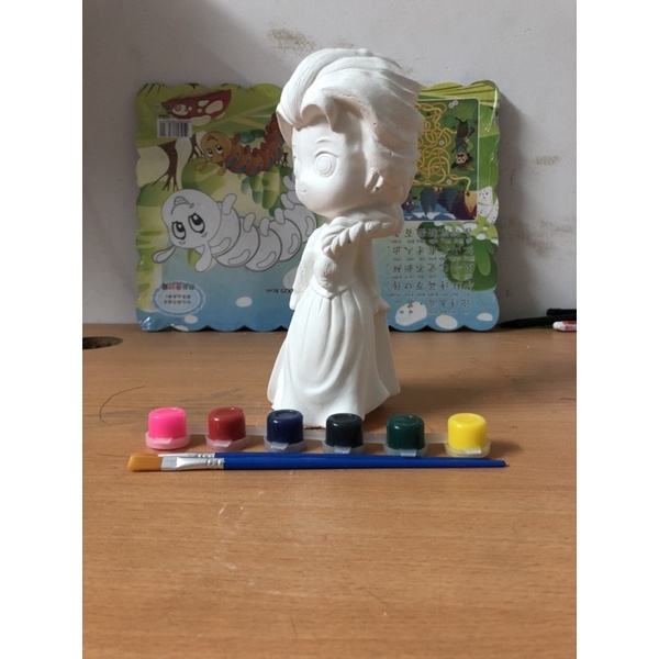 Tượng tô màu Elsa  (kèm màu +cọ )