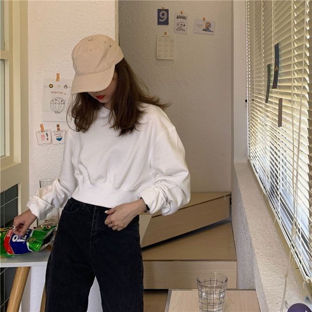 Áo Sweater Ngắn Dáng Rộng Tay Dài Eo Cao Màu Trơn Thời Trang Mùa Đông Phong Cách Hàn Quốc Cho Nữ