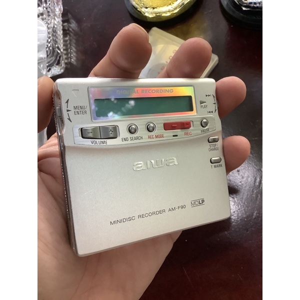 Máy nghe đĩa MD Aiwa AM-F90
