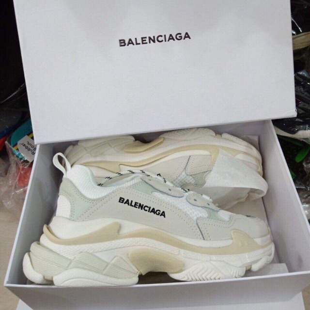 Balen triple s