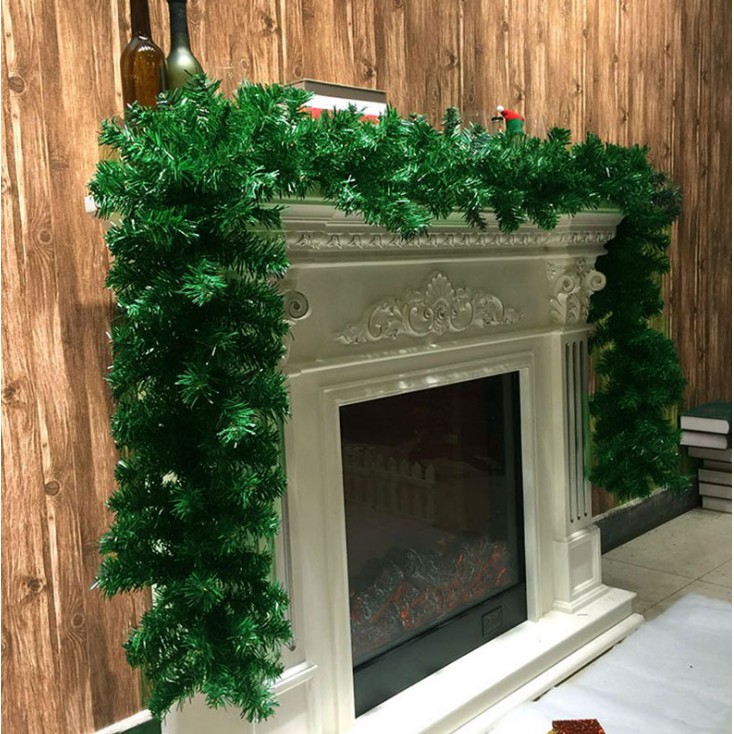 Dây thông trang trí kèm trái châu dài 2.7 mét KHÔNG KÈM ĐÈN B2