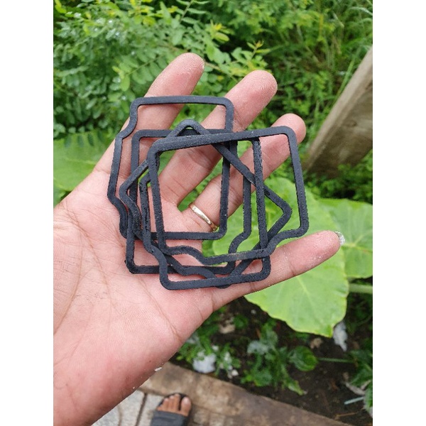 Ron chén bình xăng Đít Gài