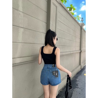 Quần jean short thêu kiểu