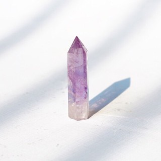 Trụ đá thanh tẩy tự nhiên 6cm màu tím An Gem