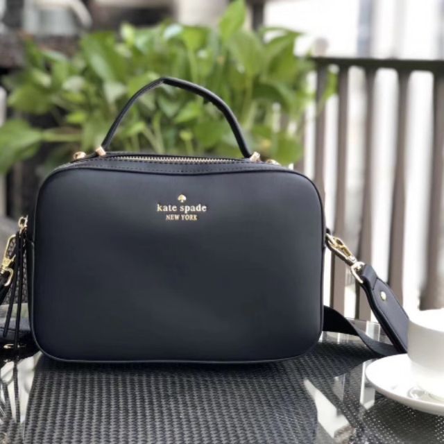 KATE SPADE HỘP QUAI