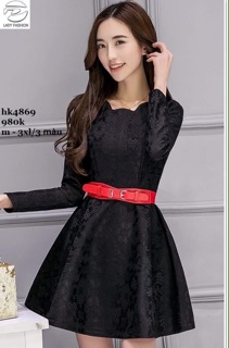 Đầm xoè dài tay