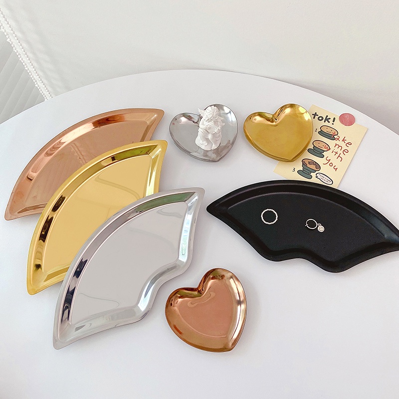 Khay Đựng Trang Sức Hình Trái Tim Sáng Tạo