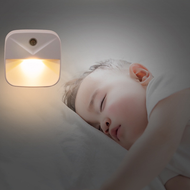 Đèn ngủ LED 6*6cm điều khiển từ xa tiện dụng cho gia đình