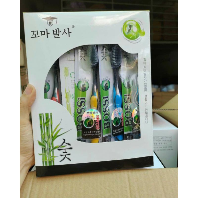 Bàn chải đánh răng Bossi