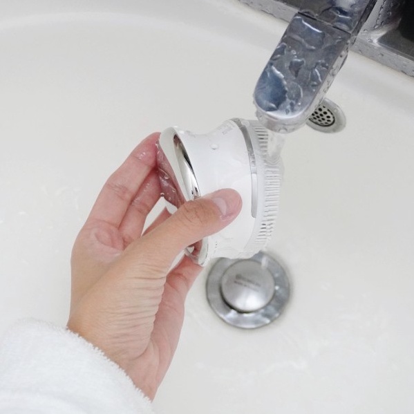 Máy rửa mặt + điện di nâng cơ, đẩy tinh chất LG Pra.L_BBP1 thế hệ mới