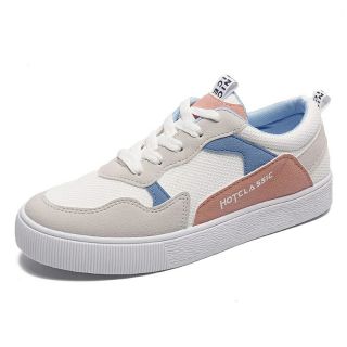 Giày thể thao nữ sale 50%