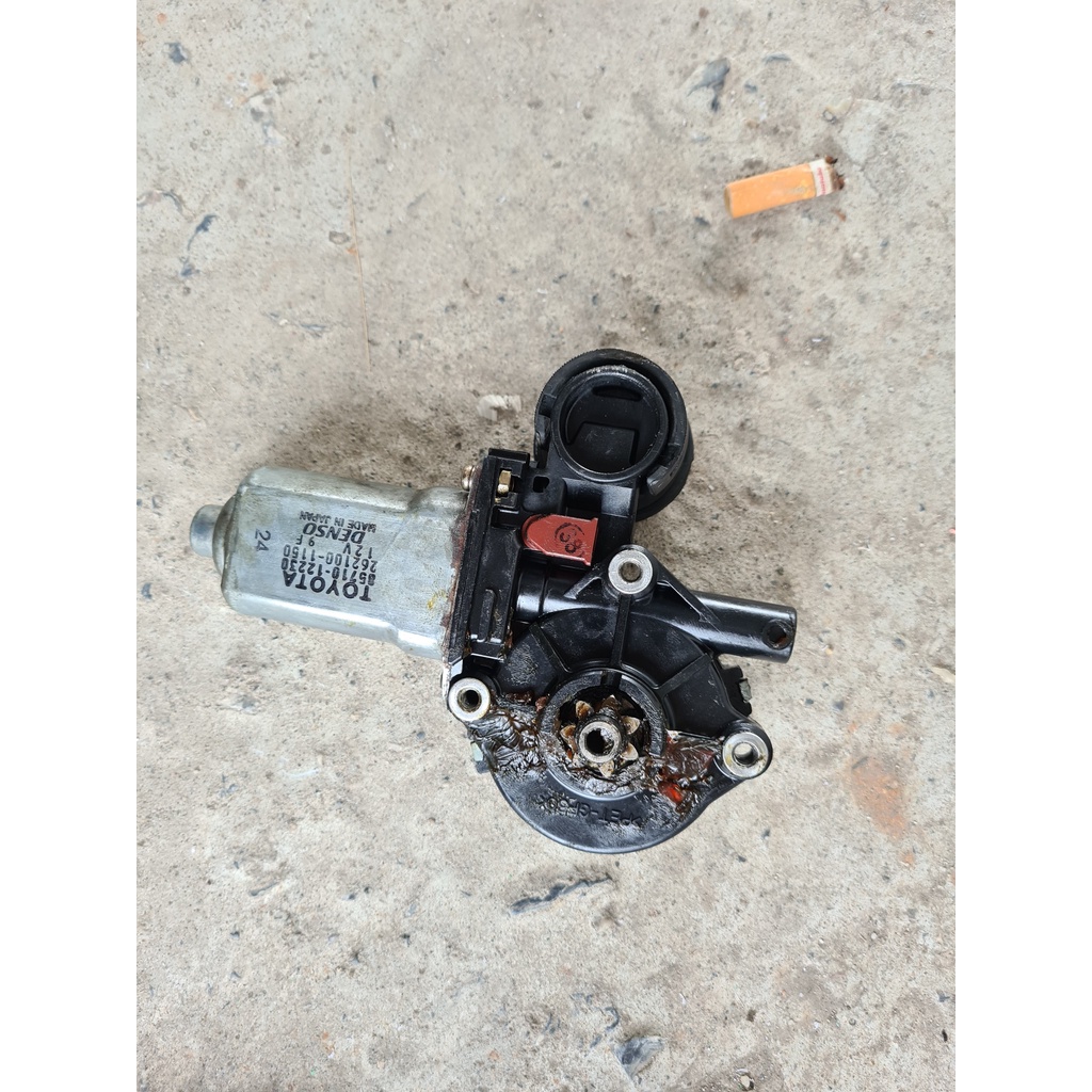 Mô tơ lên xuống kính bãi tháo xe toyota Altis-vios-yaris-innova 02-07 12 V 7 răng 2 giắc