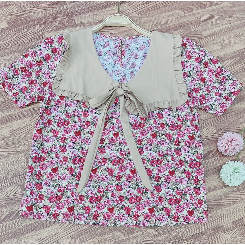 Áo sơ mi hoa nhí cổ bèo phối nơ xinh xắn