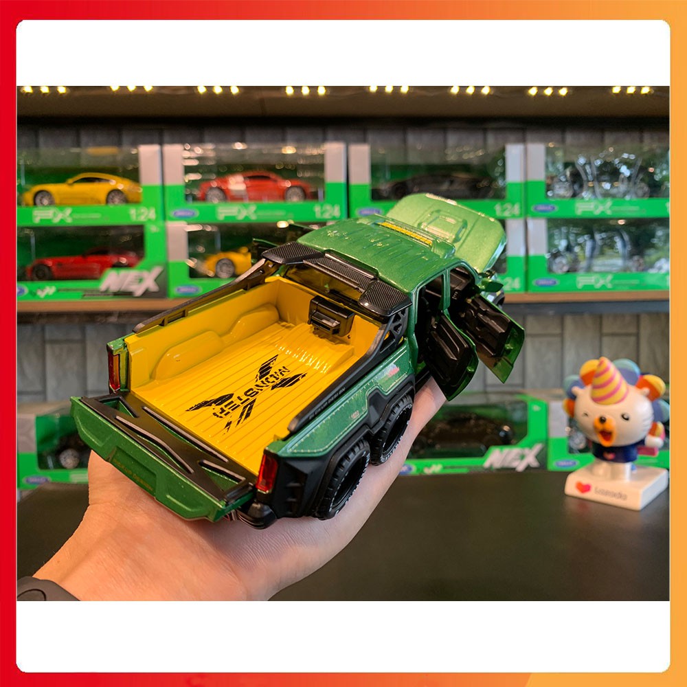 Xe mô hình Mercedes-Benz X-CLASS Exy Monster X 6X6 tỉ lệ 1:28 màu xanh