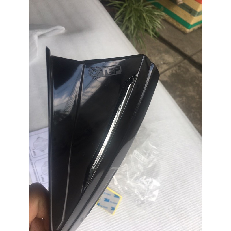 Mão-chắn gió vario chính hãng honda