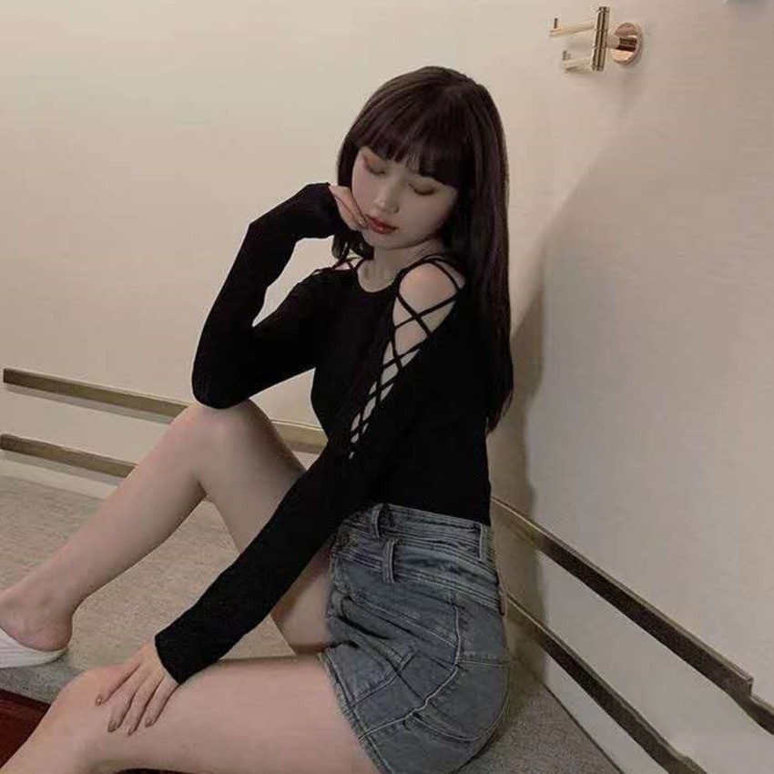 Áo thun dài tay hở vai gợi cảm cho nữ