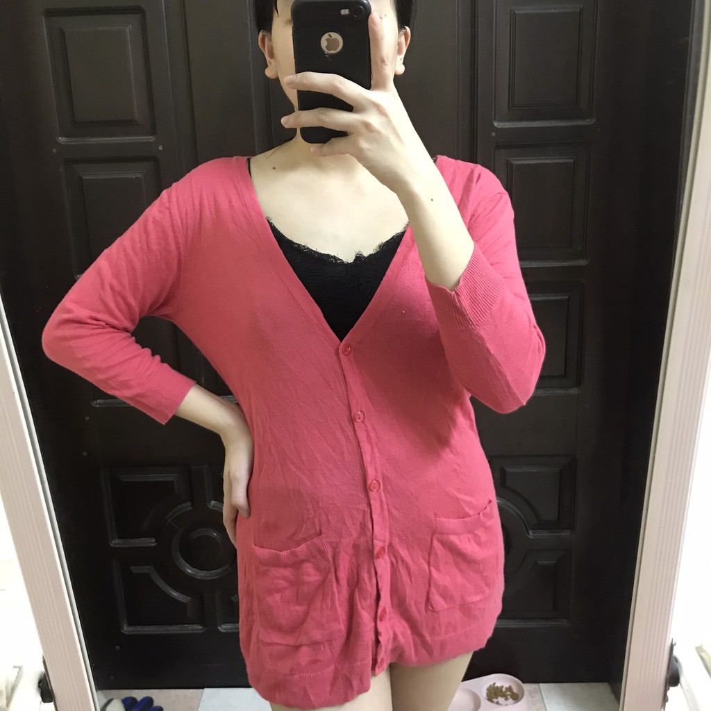 Áo khoác len hồng cánh sen cổ tim dáng dài tay lỡ